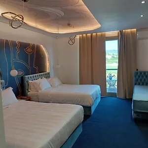 Greek House Hotel