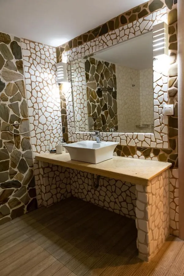 Evdokia'S Apartments And Rooms Neos Marmaras