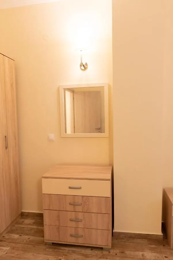 Evdokia'S Apartments And Rooms Neos Marmaras